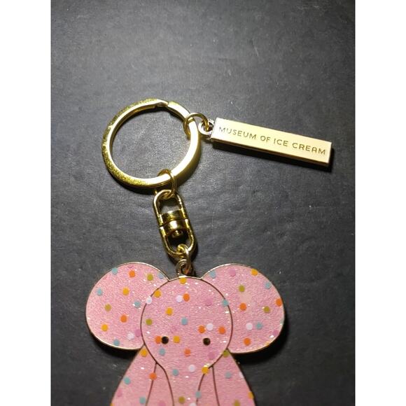 Museum Of Ice Cream Elephant Keychain Sparkles Pink Polka Dots Gold Tone - Picture 3 of 6